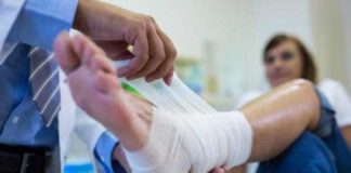 study says foot ulcers need to be treated early to prevent infection