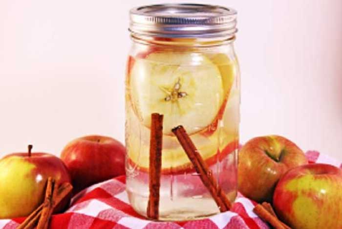 apple spice detox water