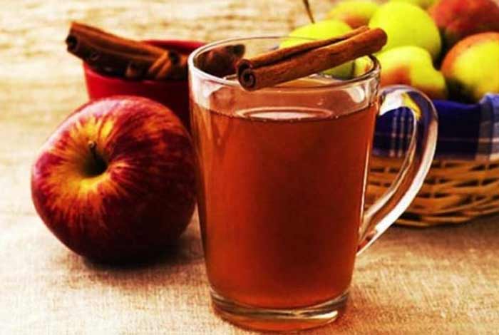 lemon or apple cider vinegar detox water