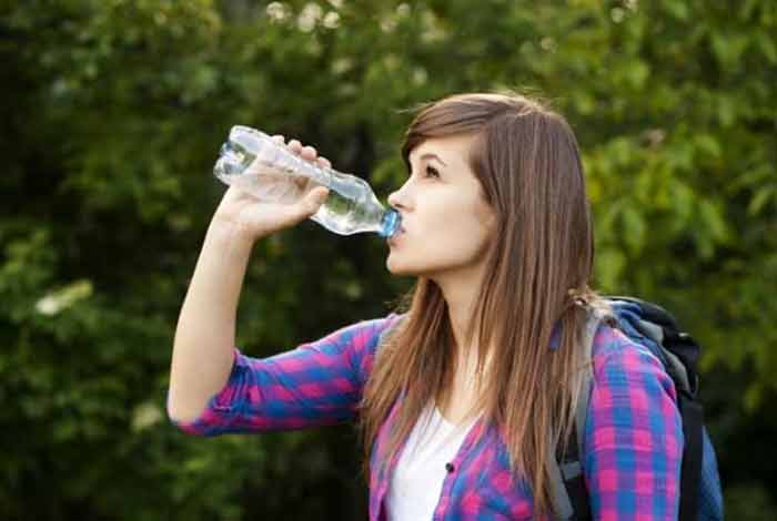 do you know your packaged water may contain plastic microparticles